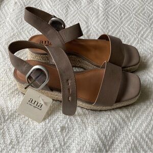 NWT a.n.a taupe sandals